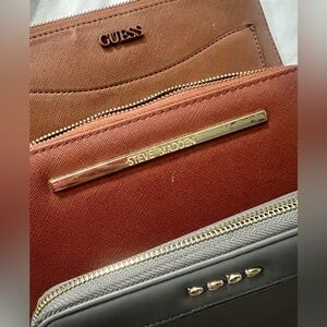 set of 3 wallets.